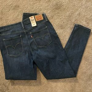 721 High-Rise Skinny Jeans